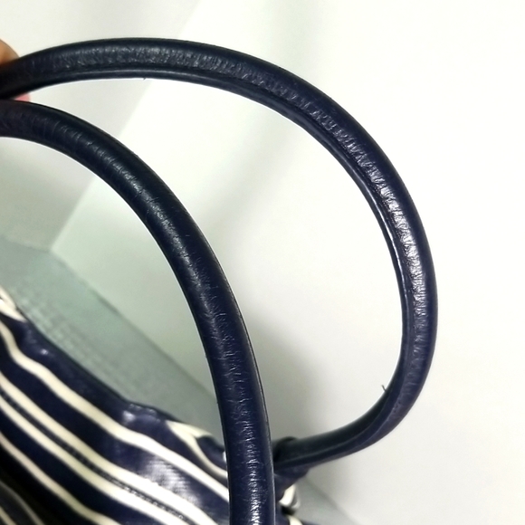 KATE SPADE WATSON LANE STEVIE DIAPER BAG NAVY/ WHI - Picture 9 of 10